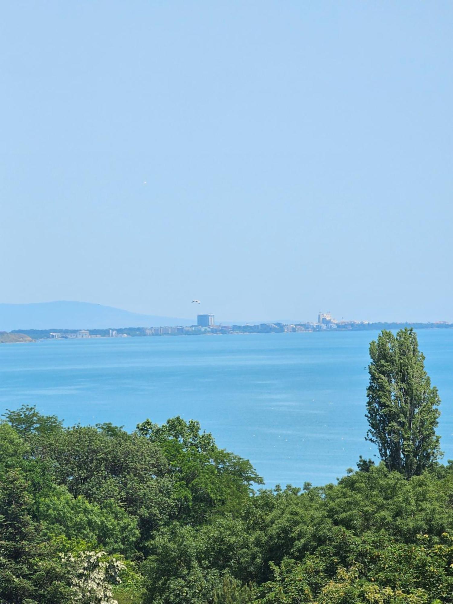 Seaview Lazur Apartment Бургас Экстерьер фото
